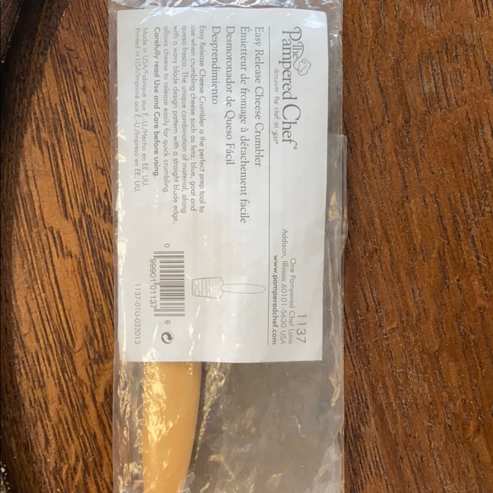 Pampered Chef East release cheese crumbler